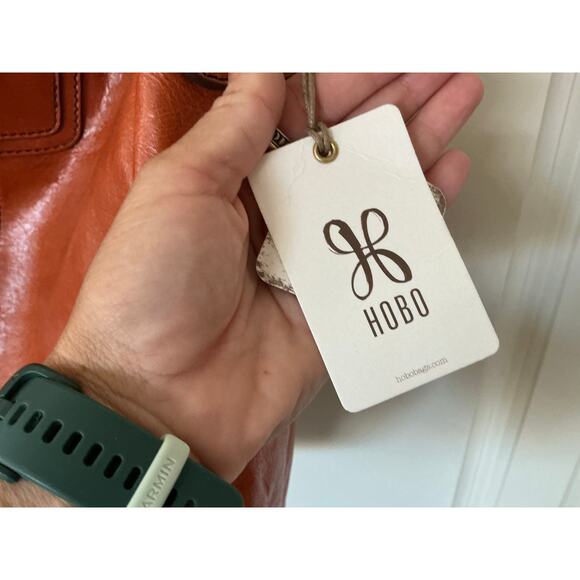 Hobo Sheila Crossbody leather tote Clay NWT - Picture 7 of 11